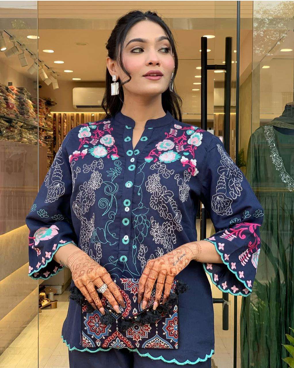 Women's Cotton Embroidery Straight Kurti With Pant Set (Blue-M)