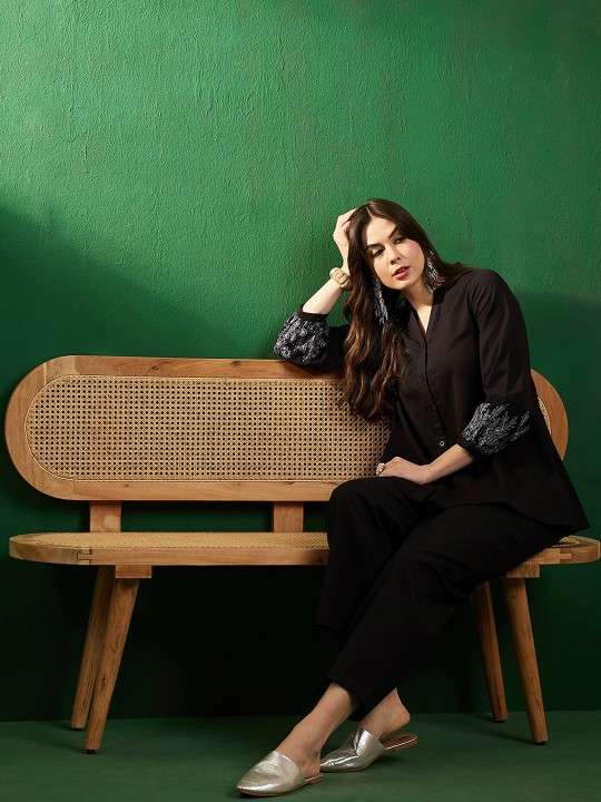 Women's Rayon Embroidery Straight Kurti With Pant Set