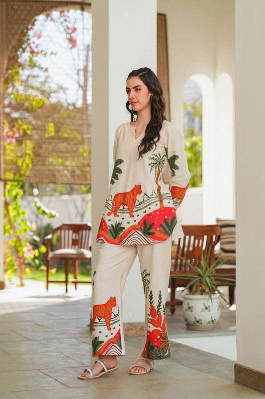 Women's Cotton Floral Printed Straight Short Kurti With Pant Set