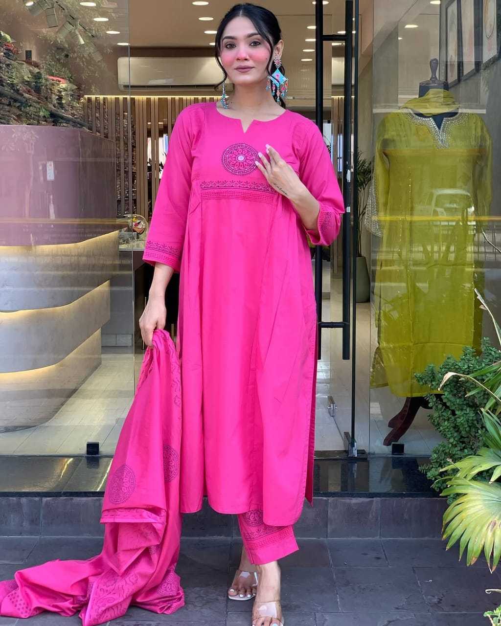 Women's Cotton Embroidery Handblock Floral Kurti Pant With Dupatta Set